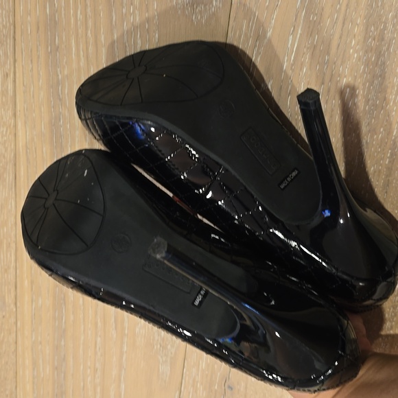 Bamboo Patent Platform Heels - Picture 6 of 6